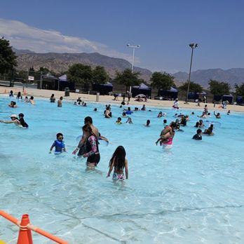 Hansen Dam Aquatic Center - Water Parks Near Me - Lake View Terrace, California