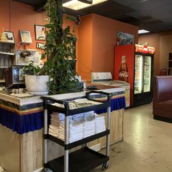 Everest Indian-Nepali Restaurant - Counter