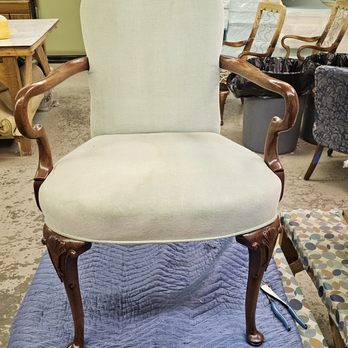 Bobs Upholstery - Furniture Reupholstery Near Me - Staunton, Virginia