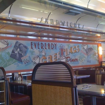 Eveready Diner - Diners Near Me - Hyde Park, New York