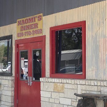 Naomi's Diner - Outside - Diners Near Me - Lytle, Texas