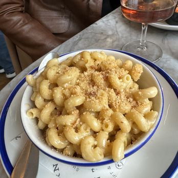 Swift Tavern - MAC & CHEESE - Bars Near Me - Chicago, Illinois Swift Tavern - MAC & CHEESE - Bars Near Me - Chicago, Illinois