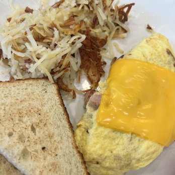 Kingside Diner - Omelet with ham and American cheese - Breakfast & Brunch Near Me - St. Louis, Missouri Kingside Diner - Omelet with ham and American cheese - Breakfast & Brunch Near Me - St. Louis, Missouri