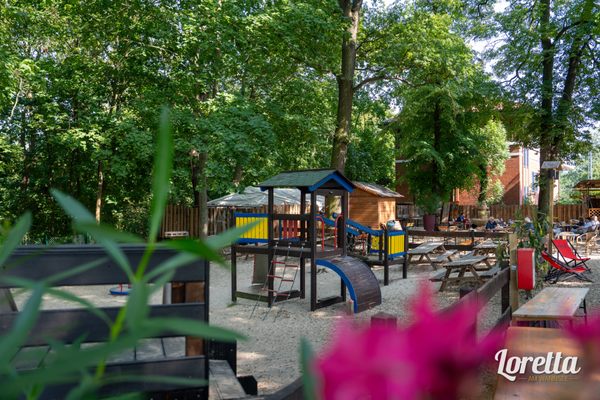 Loretta am Wannsee by null