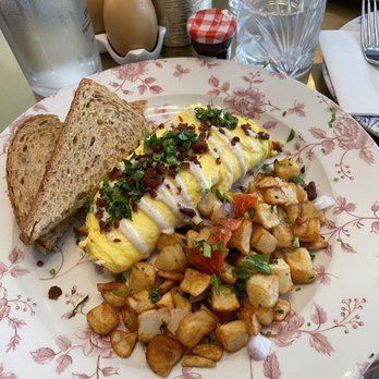 Little Hen - Breakfast & Brunch Near Me - Miami, Florida Little Hen - Breakfast & Brunch Near Me - Miami, Florida