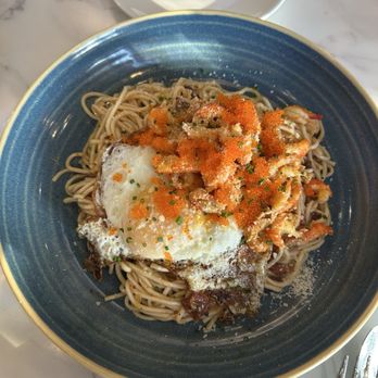 Lê Madeline - Viêt Cajun Crawfish Noodles - Vietnamese Near Me - Quincy, Massachusetts