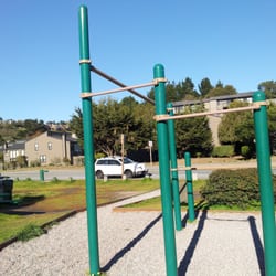 Strawberry Cove Park
