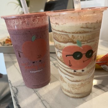 Whata Peach - Peaches N Cream 24oz and Berry Booster 24oz - Juice Bars & Smoothies Near Me - Studio City, California Whata Peach - Peaches N Cream 24oz and Berry Booster 24oz - Juice Bars & Smoothies Near Me - Studio City, California