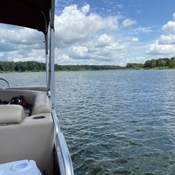 Raccoon Lake Boat Rental - Lake views