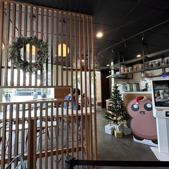 Latea Bubble Tea  - Interior - Desserts Near Me - Culver City, California