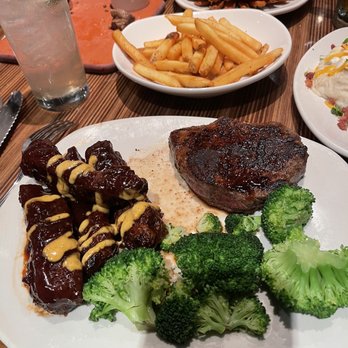 Outback Steakhouse - It looked unpresentable. The ribs just looked so unsatisfying. - Steakhouses Near Me - Tempe, Arizona Outback Steakhouse - It looked unpresentable. The ribs just looked so unsatisfying. - Steakhouses Near Me - Tempe, Arizona