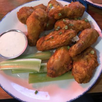 BrewDog Cincinnati - Traditional chicken wings. Just OK. - Breweries Near Me - Cincinnati, Ohio