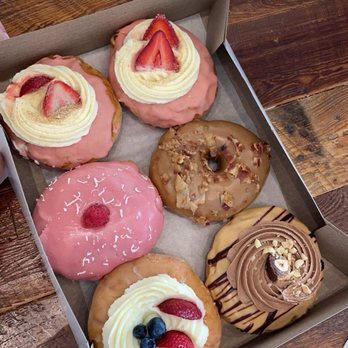 Donut Bar + Coffee - Coffee & Tea Near Me - Southfield, Michigan