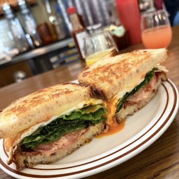Clark Street Diner - Breakfast Sandwich - Diners Near Me - Los Angeles, California