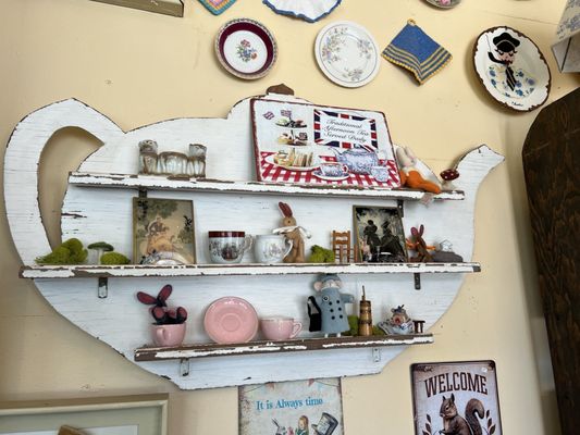 Lovey's Tea Shoppe by null