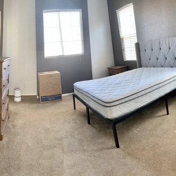 Transportation Movers - Bedroom put exactly how we wanted it - Movers Near Me Transportation Movers - Bedroom put exactly how we wanted it - Movers Near Me