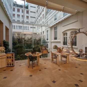 Cafe Dior - 2nd floor - Cafes Near Me - Paris Cafe Dior - 2nd floor - Cafes Near Me - Paris
