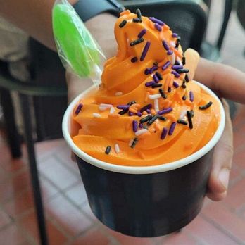 The Grim Bakers - Excuse me sir,  there is a finger in my ice cream - Bakeries Near Me - San Antonio, Texas