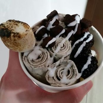 Photo of Icicles - San Mateo, CA, United States. Oreo blast