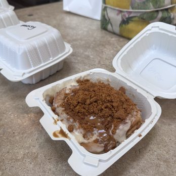 All About The Cinnamon - The Ruler - Desserts Near Me - Sherman Oaks, California