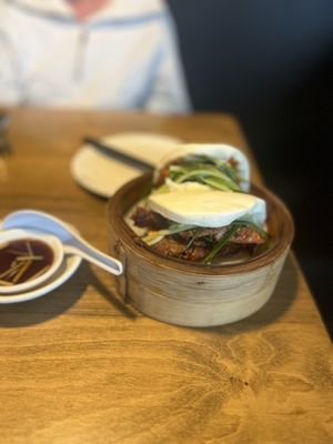 Momo Mee Asian Cuisine by null