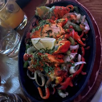 Tap in lounge - CHICKEN TIKKA SIZZLER - Lounges Near Me - Berkeley, California