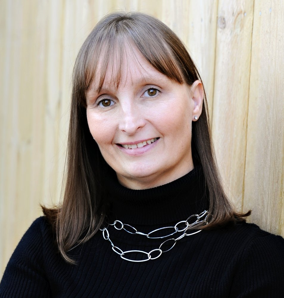 TINA LUFT, REALTOR WITH KAZANTZIS REAL ESTATE Contact Agent 27 Amy