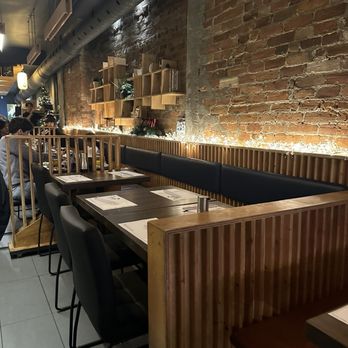 Kinoya Sushi Bar - Inside - Sushi Bars Near Me - Toronto, Ontario Kinoya Sushi Bar - Inside - Sushi Bars Near Me - Toronto, Ontario