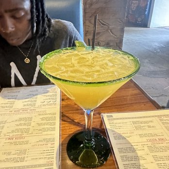 Green Lemon - SOHO SIGNATURE 24oz - Mexican Near Me - Tampa, Florida Green Lemon - SOHO SIGNATURE 24oz - Mexican Near Me - Tampa, Florida