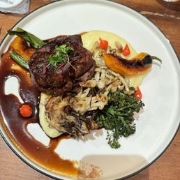 Lomo prime beef tenderloin | za'atar grilled asparagus (I had broccolini) | sweet peppers | foraged mushrooms | manchego whipped potatoes Lomo prime beef tenderloin | za'atar grilled asparagus (I had broccolini) | sweet peppers | foraged mushrooms | manchego whipped potatoes