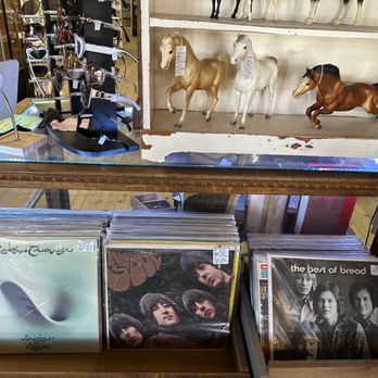 Old Town Antique Faire - Antiques Near Me - Temecula, California