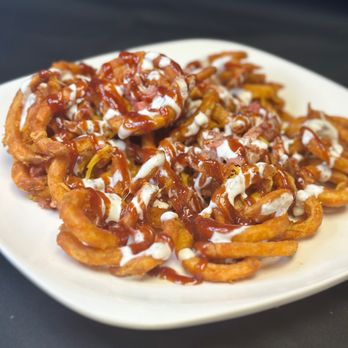 Derby Dogs - Loaded Sauced Curly Fries - Hot Dogs Near Me - Louisville, Kentucky Derby Dogs - Loaded Sauced Curly Fries - Hot Dogs Near Me - Louisville, Kentucky