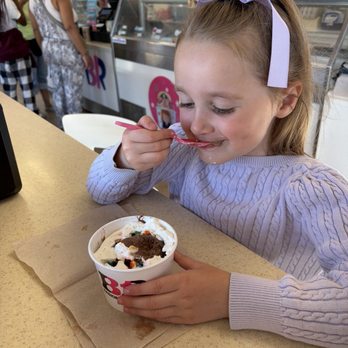 Baskin Robbins - Ice Cream & Frozen Yogurt Near Me - Dublin, California