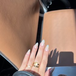 Nails 2000