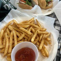 Italian grinder & side of fries