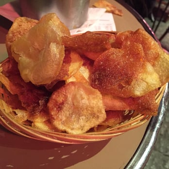 Aéro - Stale chips.. - Street Vendors Near Me - Paris, 75