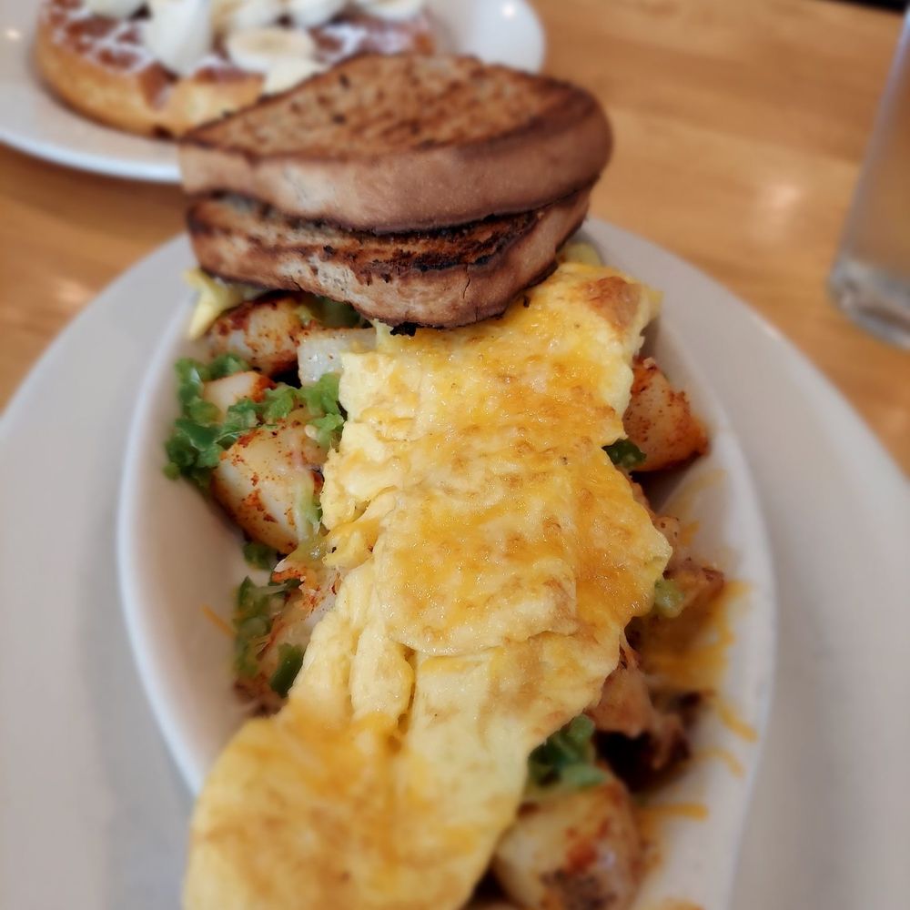 Toast Four Corners - Coffee & Tea Near Me - Storrs Mansfield, Connecticut