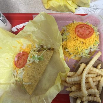 Del Taco - Fast Food Near Me - Barstow, California