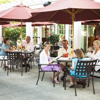 Linx Tavern - Linx Tavern Outdoor Patio - Seafood Near Me - Brewster, Massachusetts Linx Tavern - Linx Tavern Outdoor Patio - Seafood Near Me - Brewster, Massachusetts