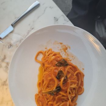 Verana - Spaghetti with pomodoro sauce - Italian Near Me - Norwood, New Jersey Verana - Spaghetti with pomodoro sauce - Italian Near Me - Norwood, New Jersey
