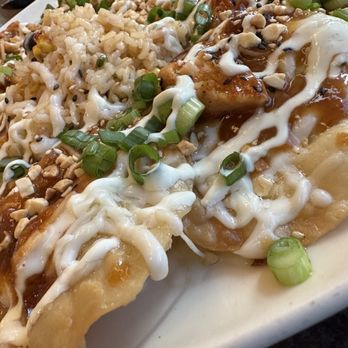 Grand Lux Cafe - Asian Nachos - American Near Me - Paramus, New Jersey