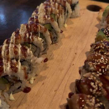 SUSHI DOKKU Japanese Restaurant - Godzilla Roll Dragon Roll - Sushi Bars Near Me - Chicago, Illinois