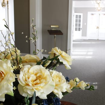 Colonial Rose Chapel & Cremation - Main entrance view to chapel foyer. - Cremation Services Near Me - Stockton, California Colonial Rose Chapel & Cremation - Main entrance view to chapel foyer. - Cremation Services Near Me - Stockton, California