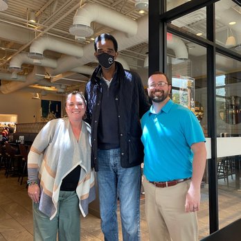 Ralph Sampson's American Taproom - Us with Ralph Sampson - Sports Bars Near Me - Charlottesville, Virginia