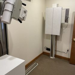 Roshau Chiropractic and Rejuv Wellness Center - X-ray room