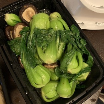 Chang's Garden - Black Mushroom with Bok Choy. I think they're shiitake?! - Chinese Near Me - Arcadia, California