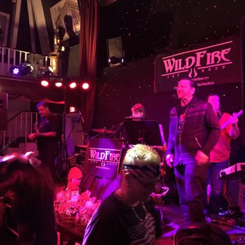 Capone's Restaurant & Lounge - Italian Near Me - Peabody, Massachusetts