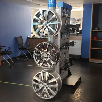 Island Honda - So pretty.. I need me new rims!! Wait I need a new car - Car Dealers Near Me - Kahului, Hawaii Island Honda - So pretty.. I need me new rims!! Wait I need a new car - Car Dealers Near Me - Kahului, Hawaii