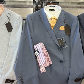 Hollywood Suits - Suits - Men's Clothing Near Me - Westminster, California Hollywood Suits - Suits - Men's Clothing Near Me - Westminster, California