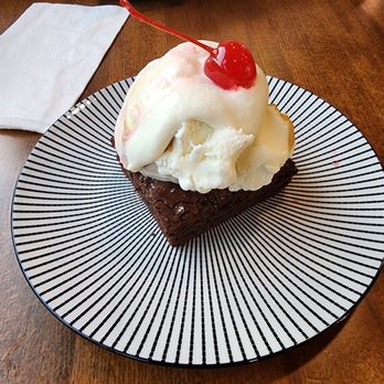 Palm Beach Meats - Brownie sundae is delicious and perfect size to share - Meat Shops Near Me - Orlando, Florida